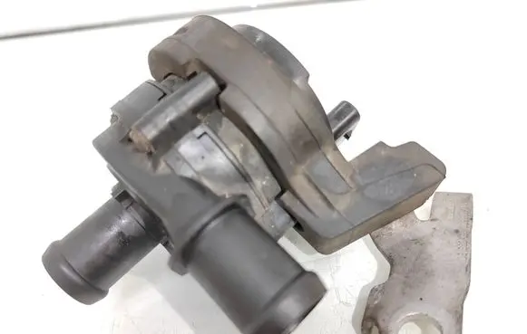 Volkswagen PASSAT B8 Electric auxiliary coolant/water pump 5Q0965567J 12402300204 AG5Q0121093BQ