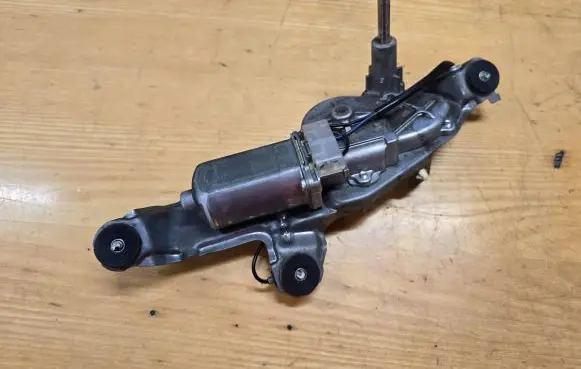 Mazda CX-7 Rear window wiper motor EG2167450C 8496000334