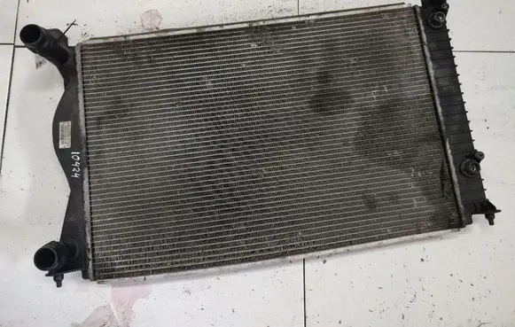 Audi A6 S6 C6 4F Coolant radiator 4F0121251R