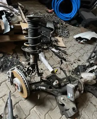 Peugeot 308 Front shock absorber/damper