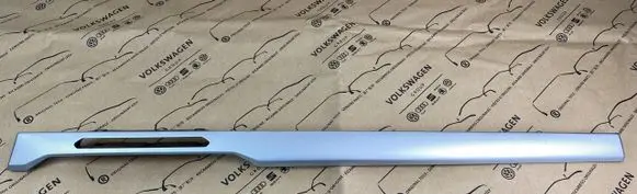 Volkswagen PASSAT B8 Dashboard glove box trim 3G1853262
