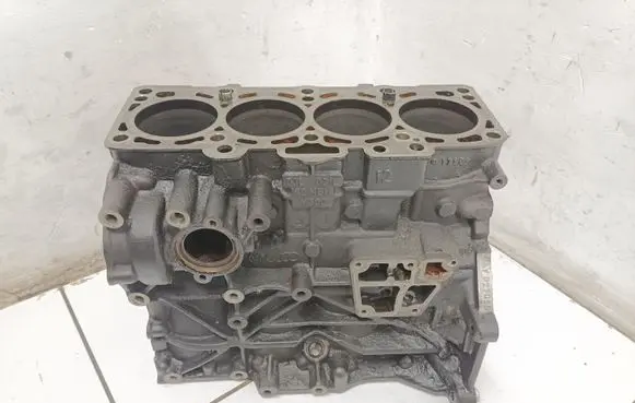 Volkswagen Caddy Engine block CAY