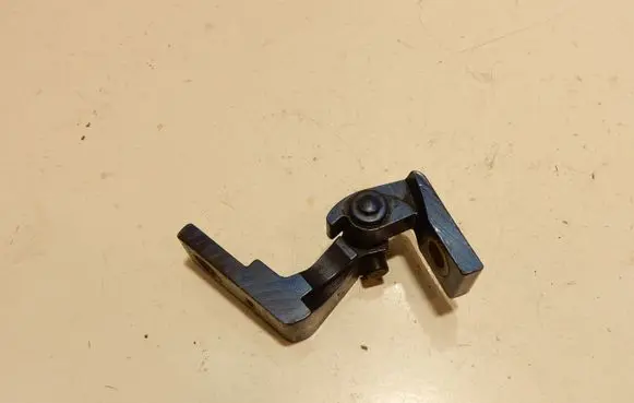 Audi A4 S4 B7 8E 8H Rear door upper hinge 21161