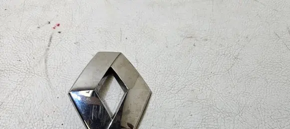 Renault Megane IV Manufacturers badge/model letters 908895927R