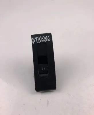 Volvo XC40 Electric window control switch 31456060