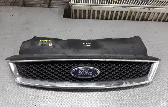 Ford Focus Front grill 4M518138AE