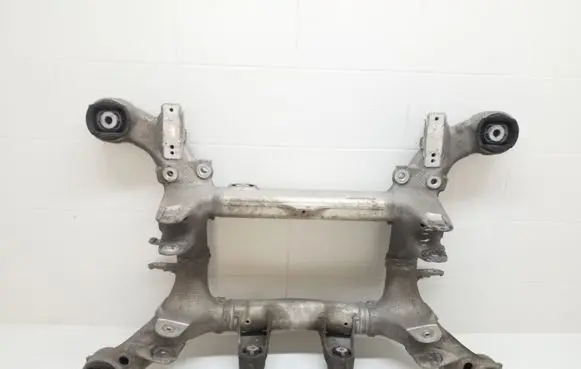 BMW 5 F10 F11 Rear axle beam 6794665 90185084