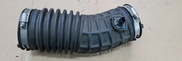 Chrysler Pacifica Air intake duct part 72142483