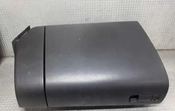 Mazda 3 I Glove box set 