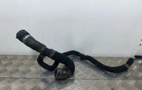 Audi A8 S8 D4 4H Engine coolant pipe/hose 4H0121055AA