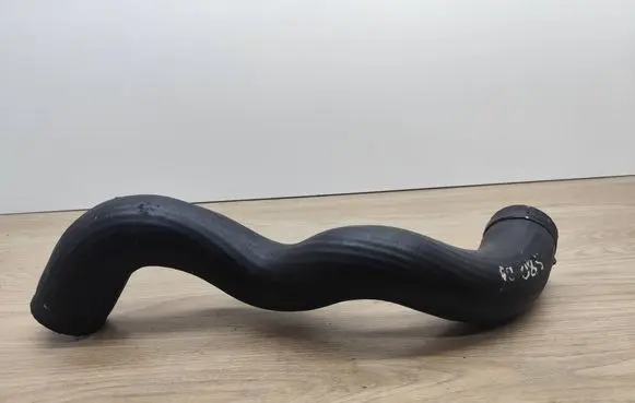 Volvo S80 Intercooler hose/pipe 30645936