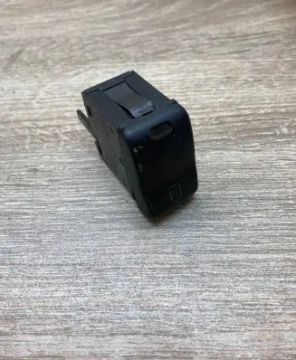 Volkswagen Polo III 6N 6N2 6NF Windscreen/window heater switch 6N1959621