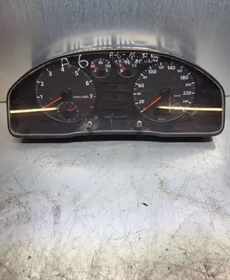 Audi A4 S4 B5 8D Speedometer (instrument cluster) 110008835002
