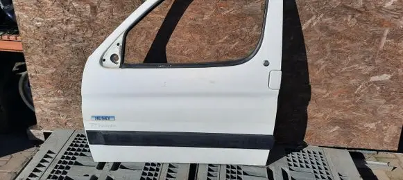 Peugeot Partner Front door