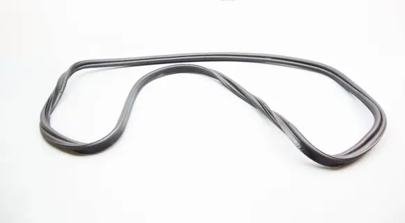 BMW 3 G20 G21 Seal rubber (tailgate) 7430617