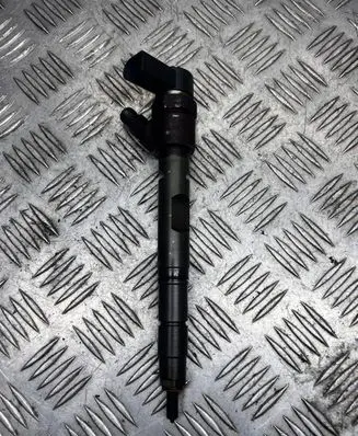 Audi A8 S8 D3 4E Fuel injector 0445110158