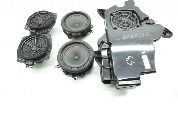 Audi A3 S3 A3 Sportback 8P Subwoofer speaker 8P3035382C