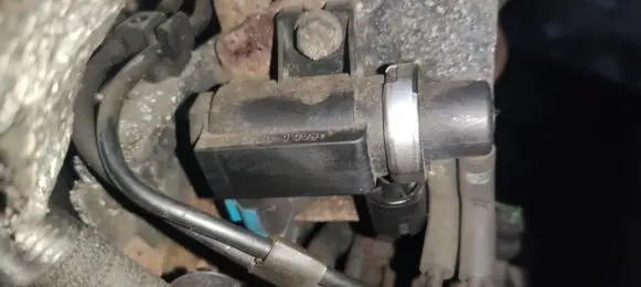 Citroen C3 Turbo solenoid valve 9645029180