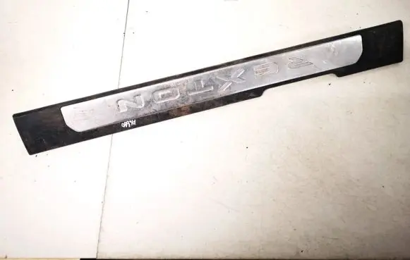 SsangYong Rexton Front sill trim cover 7729008010 77290-08010
