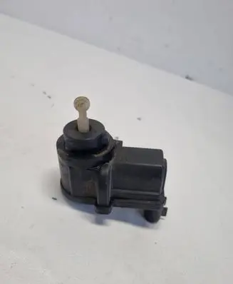 Opel Vectra B Headlight level adjustment motor 93064 90504207
