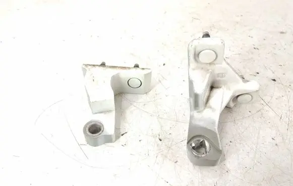 Mercedes-Benz GLC X253 C253 Front door upper hinge X2531703 2057200537