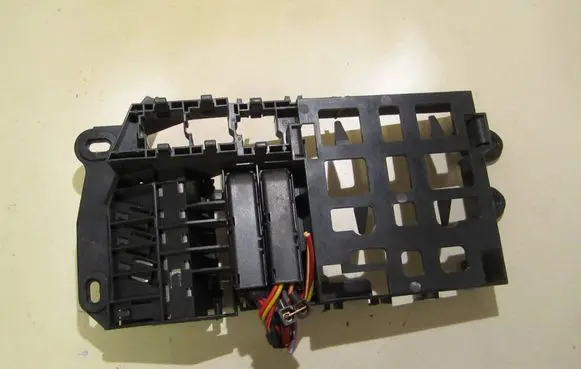 Audi A6 S6 C6 4F Fuse box set 4F0971845