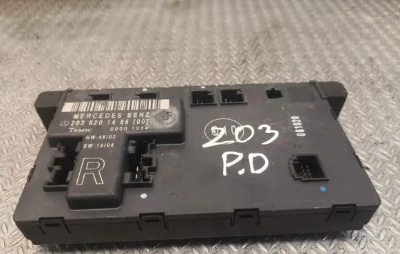 Mercedes-Benz C W203 Door control unit/module 2038201485