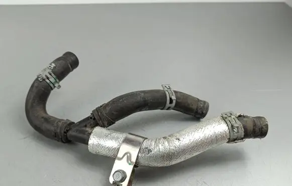 Jeep Wrangler Engine coolant pipe/hose