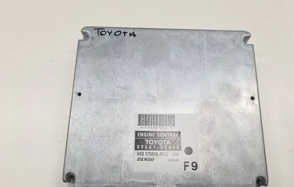 Toyota Corolla Verso E121 Engine control unit/module 896610F090 MB1758007612