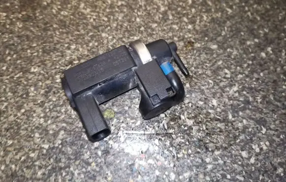 Audi A6 S6 C6 4F Turbo solenoid valve 059906628A