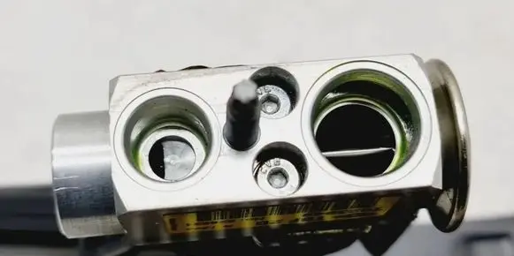 Volvo S60 Air conditioning (A/C) expansion valve 31291817