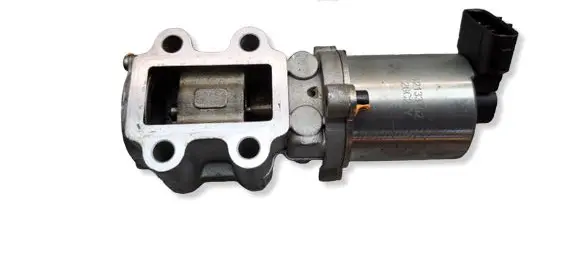 Toyota Corolla Verso AR10 EGR valve 12133162 26C24Y 256200R011