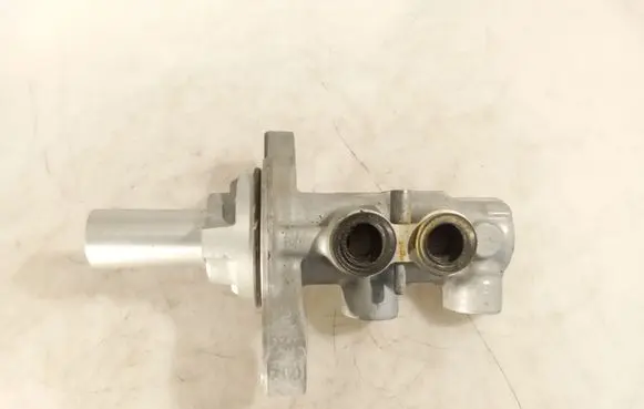 Renault Kangoo II Master brake cylinder 791553 5660880