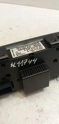 Mercedes-Benz C W203 Climate control unit A2098300085 2098300085