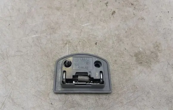 Volkswagen PASSAT B5 Other trunk/boot trim element 1J0864203