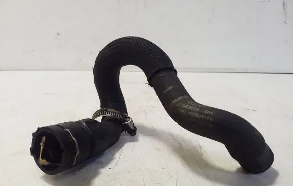 Volvo XC60 Engine coolant pipe/hose 31342818