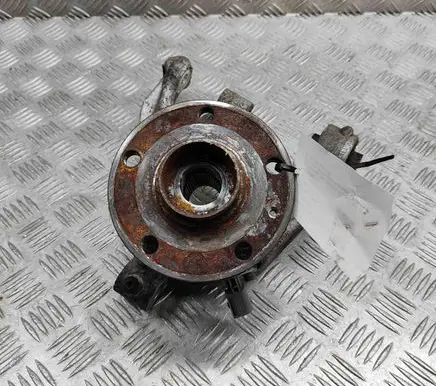 Volkswagen Golf VII Rear wheel hub 5Q0505436J