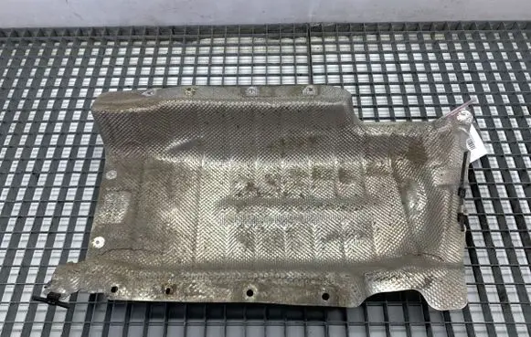 BMW X5 G05 Exhaust heat shield 7424924