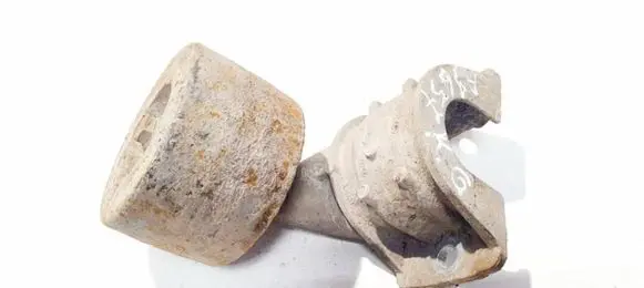 Engine mount bracket