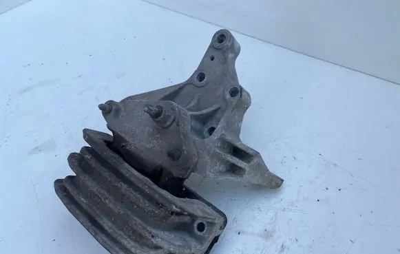 Ford Transit Engine mount bracket 3C117M124AD