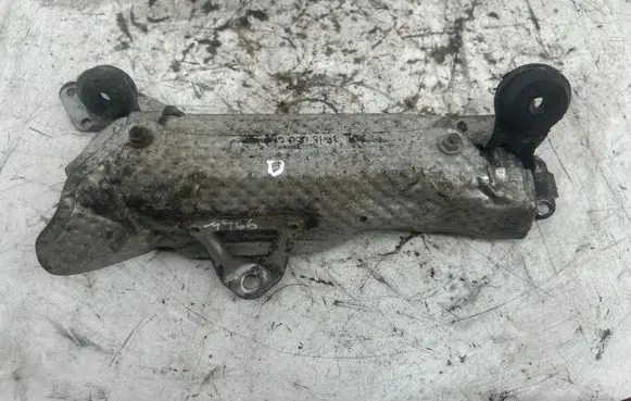 Mercedes-Benz CLS C218 X218 Heat shield in engine bay A6420903141