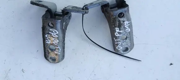 Mitsubishi Outlander Front door hinge set 