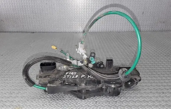 Fiat Stilo Front door lock