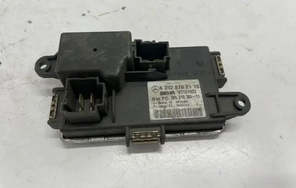 Mercedes-Benz E W212 Heater blower fan relay A2128702110