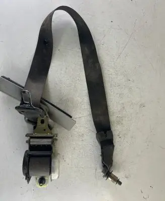 Honda Civic Front seatbelt MJ46825 ECCB32EJ005 071294