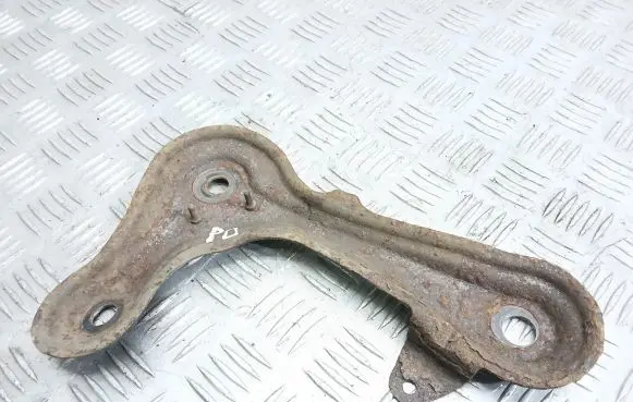 Toyota Avensis T270 Other front suspension part 
