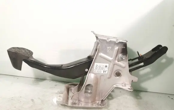 Volkswagen Golf V Brake pedal 1k1721057l
