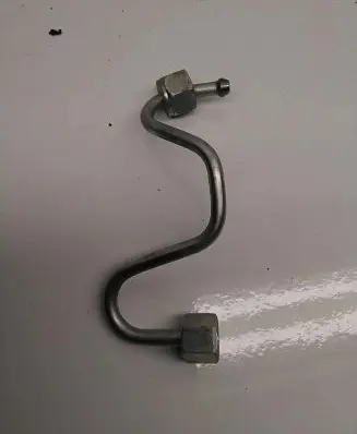 Renault Koleos I Fuel injector supply line/pipe 734023A 080115