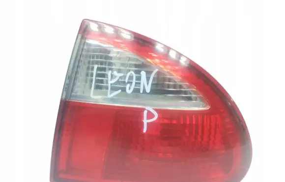 Seat Leon (1M) Tailgate rear/tail lights