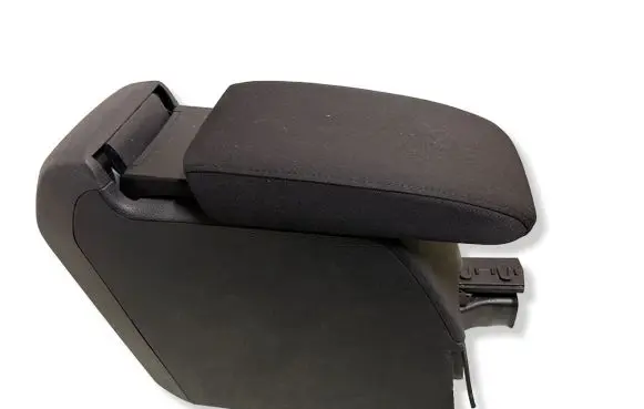 Volkswagen Golf VI Armrest 1K5864251C